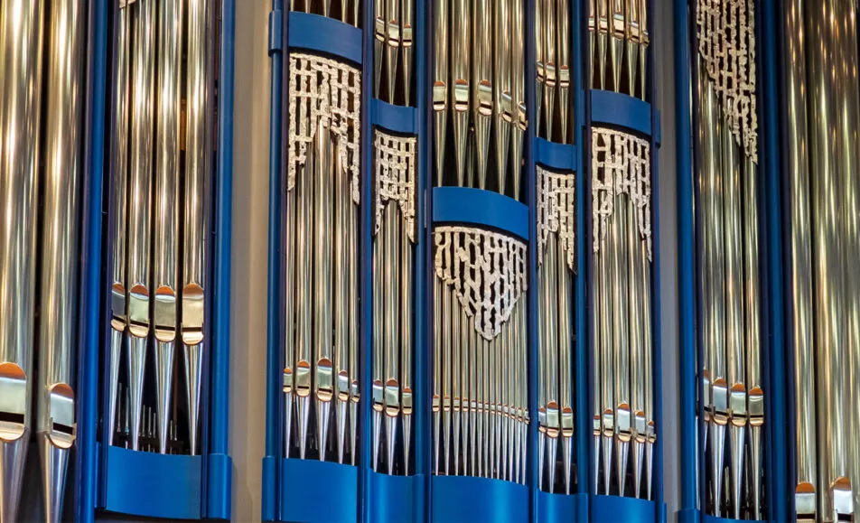 2022-09-18-Orgelsommer-BGT02966 Orgelprospekt der Konzertsaalorgel der HfM Trossingen