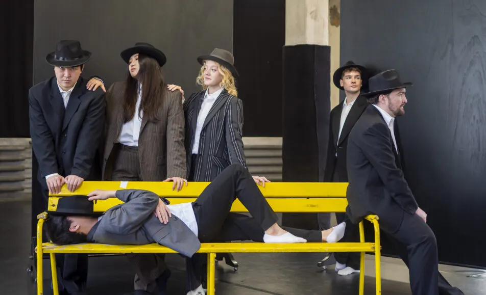 Szenenfoto "Wartezeiten"